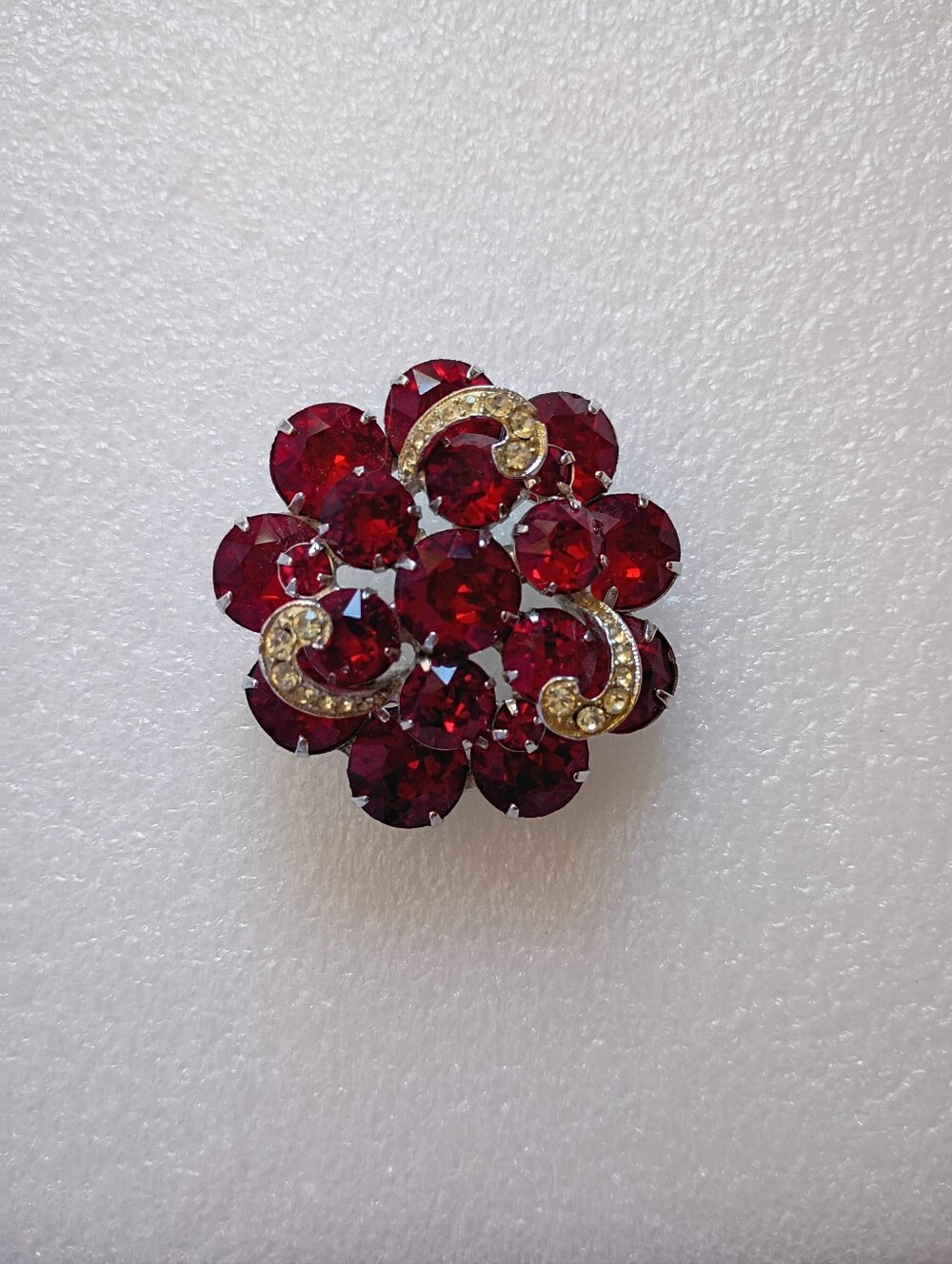 Vintage Weiss Signed Red Clear Rhinestone Brooch Colorful Summer Jewelry Women's